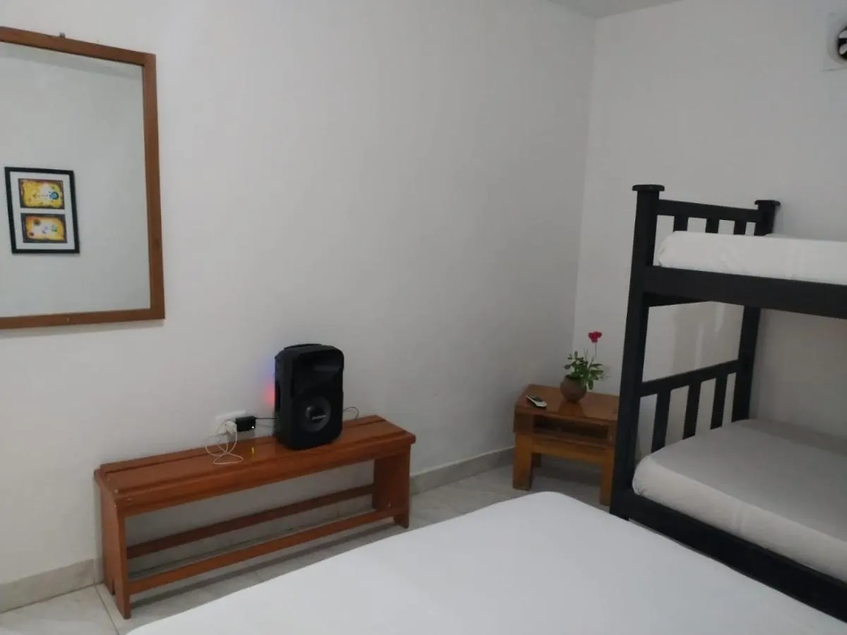 Hostel La Casa De Petra Santa Marta  Casa de hóspedes